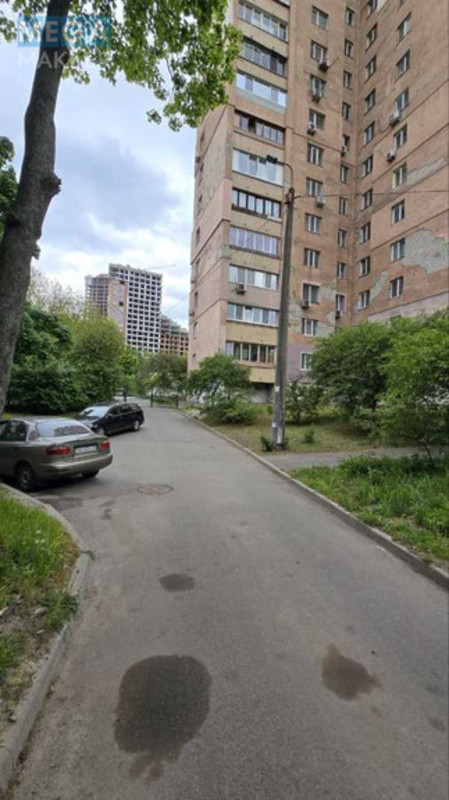 Продаж 3 кімнатної квартири (70/43/11), 9 пов. 14 пов. будинку, <a class="location-link" href="/kiev/" title="Недвижимость Київ">Київ</a>, <a class="location-link" href="/kiev/pecherskij/" title="Недвижимость Печерський район">Печерський р-н</a>, Михаила Бойчука ул., 34а (изображение 15)