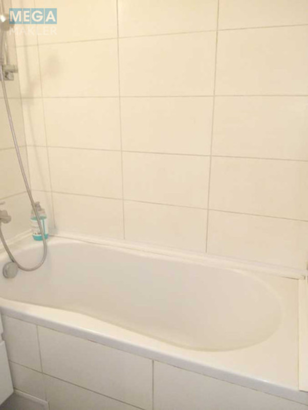 Оренда 3 кімнатної квартири, <a class="location-link" href="/kiev/" title="Недвижимость Київ">Київ</a>, <a class="location-link" href="/kiev/shevchenkovskij/" title="Недвижимость Шевченківський район">Шевченківський р-н</a>, Багговутовская ул., 38 (изображение 6)
