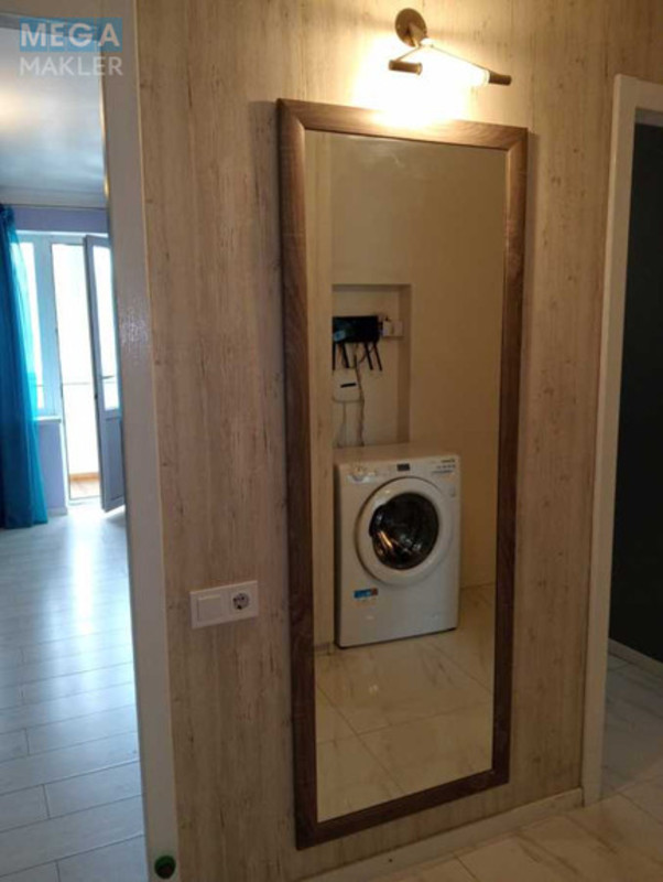 Оренда 3 кімнатної квартири, <a class="location-link" href="/kiev/" title="Недвижимость Київ">Київ</a>, <a class="location-link" href="/kiev/shevchenkovskij/" title="Недвижимость Шевченківський район">Шевченківський р-н</a>, Багговутовская ул., 38 (изображение 8)