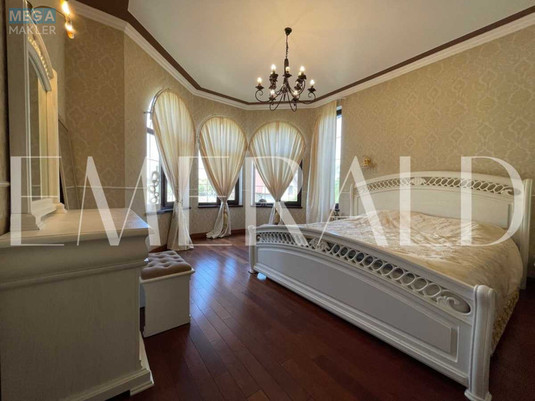 Продаж дома, 2&nbsp;поверху, 244,90&nbsp;кв.м, 5&nbsp;кімнат, ділянка 8,47&nbsp;соток, <a class="location-link" href="/novye-bezradichi/" title="Недвижимость Нові Безрадичі">Нові Безрадичі</a>, Пещаная, 55Е (изображение 10)