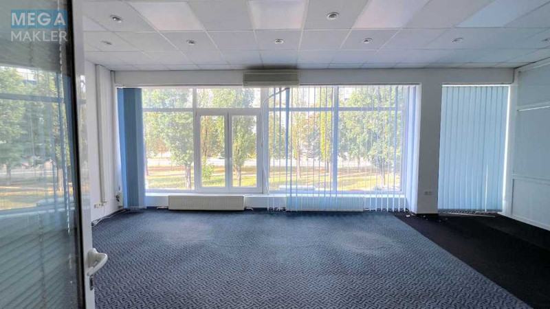 Продаж комерційної нерухомості, 598 кв.м, под магазин, <a class="location-link" href="/kiev/" title="Недвижимость Київ">Київ</a>, <a class="location-link" href="/kiev/podolskij/" title="Недвижимость Подільський район">Подільський р-н</a>, Івана Виговського вул., 14 (изображение 8)