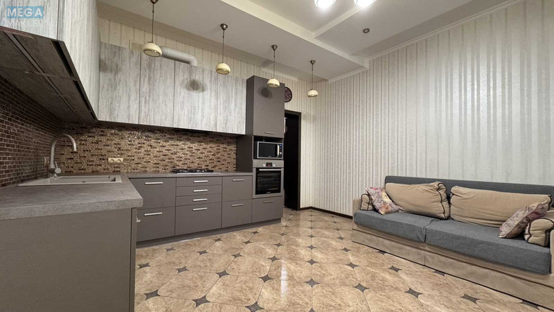 Продаж дома, 2 поверху, 224 кв.м, 6 кімнат, ділянка 10 соток, <a class="location-link" href="/tarasovka-selo-kv-kievo-svyatoshinskij-rajon/" title="Недвижимость Тарасівка">Тарасівка</a>, Лісова (изображение 3)