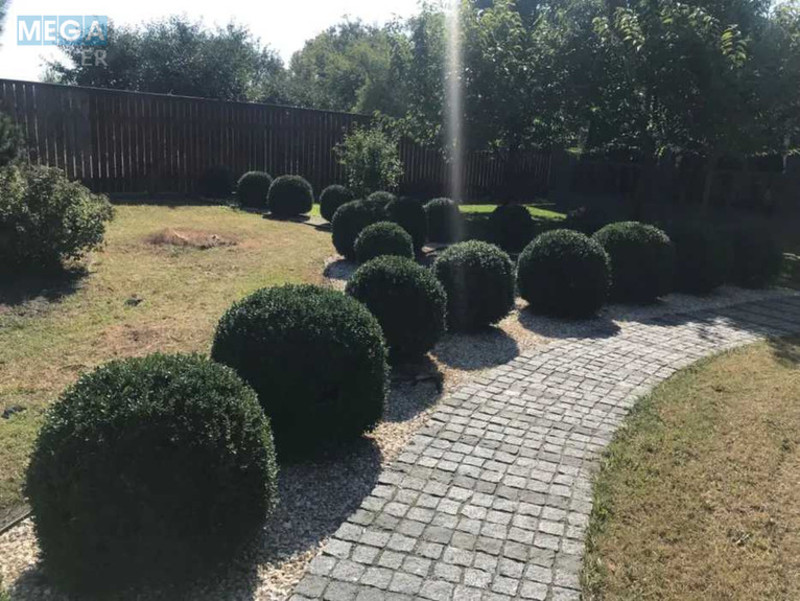 Продаж дома, 2 поверху, 200 кв.м, 8 кімнат, ділянка 25 соток, <a class="location-link" href="/vishenki-selo-kv/" title="Недвижимость Вишеньки">Вишеньки</a>, <a class="location-link" href="/vishenki-selo-kv/moskovskij/" title="Недвижимость Московский район">Московский р-н</a>, Вишеньки (изображение 4)