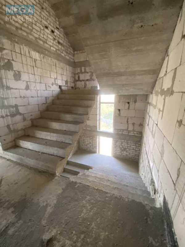 Продаж дома, 5 поверхів, 500 кв.м, 10 кімнат, ділянка 6 соток, <a class="location-link" href="/kiev/" title="Недвижимость Київ">Київ</a>, <a class="location-link" href="/kiev/darnickij/" title="Недвижимость Дарницький район">Дарницький р-н</a>, Завальна вул. (изображение 17)