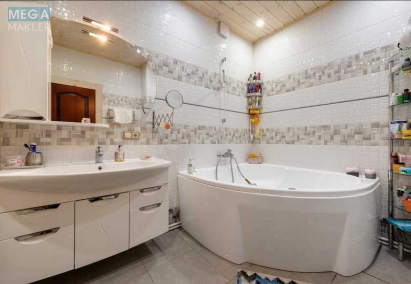 Продаж дома, 2 поверху, 265 кв.м, 5 кімнат, ділянка 12 соток, <a class="location-link" href="/vlasovka-selo-kv/" title="Недвижимость Власівка">Власівка</a>, Третя Озерна (изображение 6)