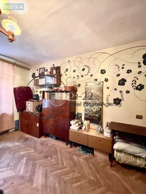 Продаж 3 кімнатної квартири (70/43/9), 1 пов. 10 пов. будинку, <a class="location-link" href="/kiev/" title="Недвижимость Київ">Київ</a>, <a class="location-link" href="/kiev/pecherskij/" title="Недвижимость Печерський район">Печерський р-н</a>, Микільський провулок, 1/25 (изображение 9)