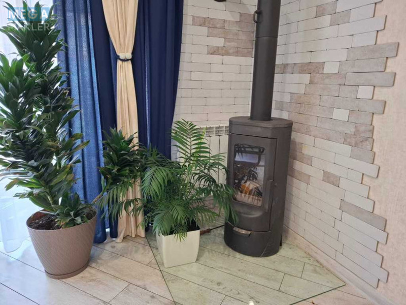 Продаж дома, 2 поверху, 92 кв.м, 3 кімнати, ділянка 1,50 сотка, <a class="location-link" href="/pogreby-selo-kv-brovarskij-rajon/" title="Недвижимость Погреби">Погреби</a>, Київська, 7 (изображение 2)