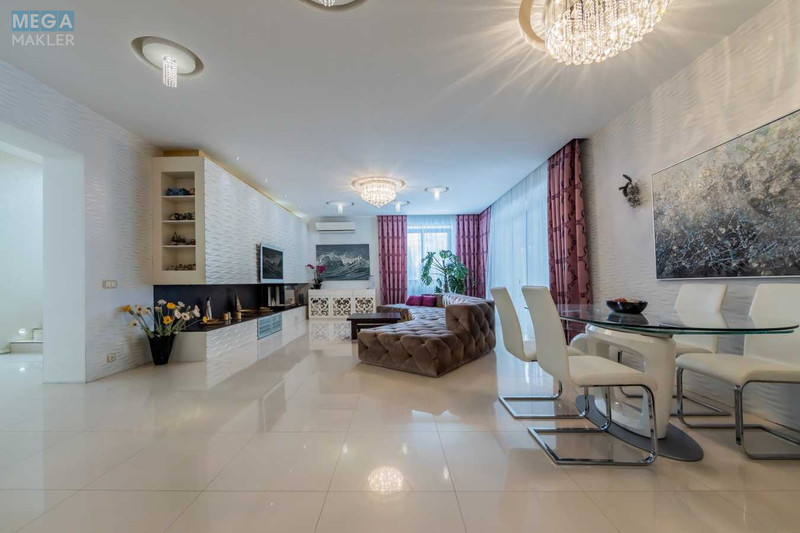 Продаж дома, 3 поверху, 430 кв.м, 5 кімнат, ділянка 10 соток, <a class="location-link" href="/ivankovichi/" title="Недвижимость Іванковичі">Іванковичі</a>, Садовая, 12 (изображение 6)
