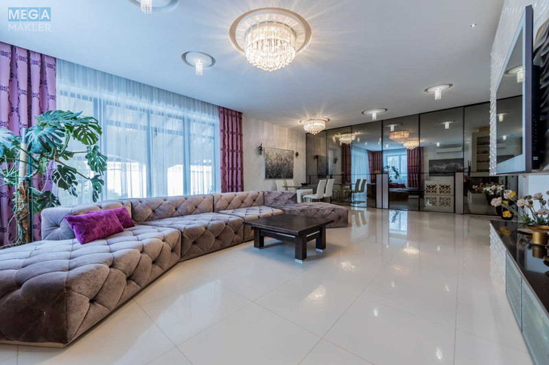 Продаж дома, 3 поверху, 430 кв.м, 5 кімнат, ділянка 10 соток, <a class="location-link" href="/ivankovichi/" title="Недвижимость Іванковичі">Іванковичі</a>, Садовая, 12 (изображение 7)