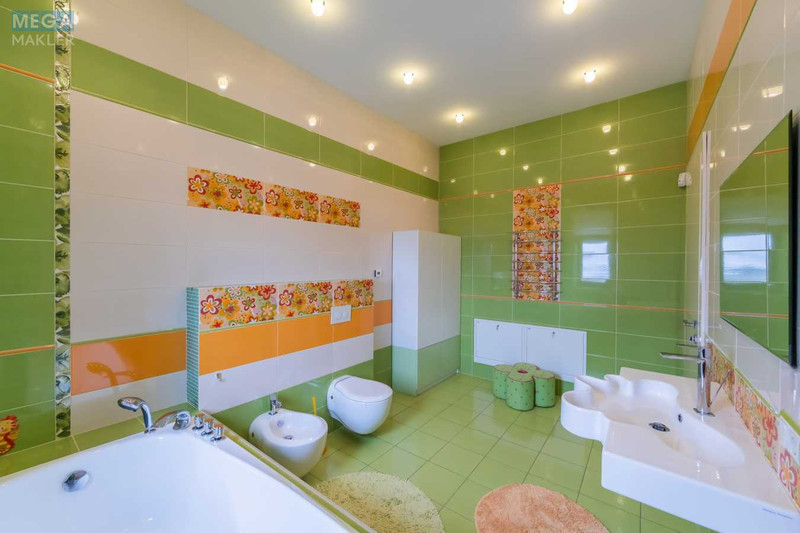 Продаж дома, 3 поверху, 430 кв.м, 5 кімнат, ділянка 10 соток, <a class="location-link" href="/ivankovichi/" title="Недвижимость Іванковичі">Іванковичі</a>, Садовая, 12 (изображение 17)