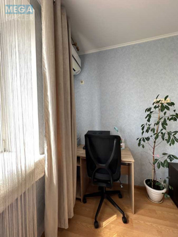 Оренда 2 кімнатної квартири, <a class="location-link" href="/kiev/" title="Недвижимость Київ">Київ</a>, <a class="location-link" href="/kiev/darnickij/" title="Недвижимость Дарницький район">Дарницький р-н</a>, Бориспільська вул., 6 (изображение 4)