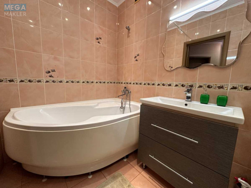 Оренда 2 кімнатної квартири, <a class="location-link" href="/kiev/" title="Недвижимость Київ">Київ</a>, <a class="location-link" href="/kiev/darnickij/" title="Недвижимость Дарницький район">Дарницький р-н</a>, Бориспільська вул., 6 (изображение 11)