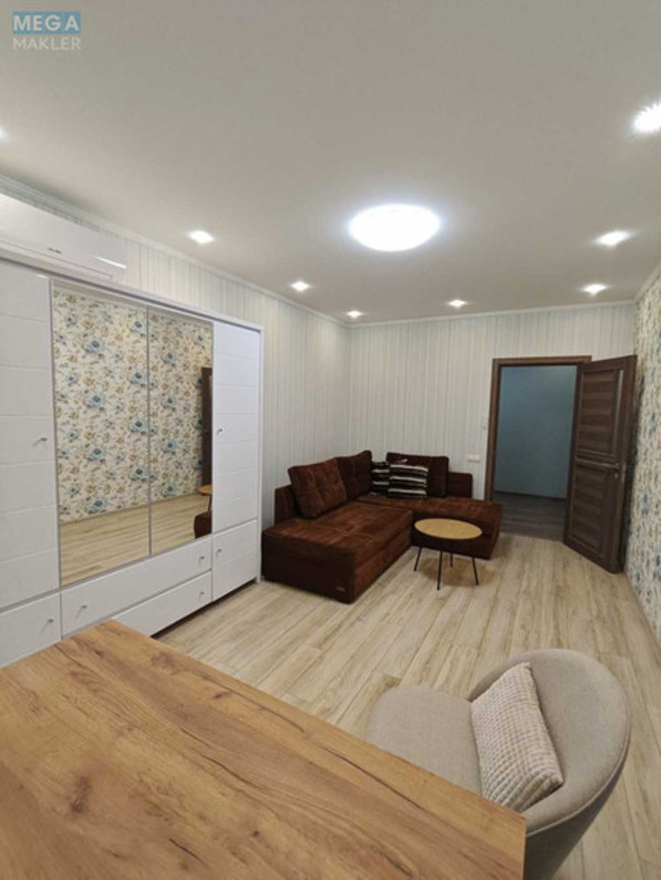 Оренда 3 кімнатної квартири, <a class="location-link" href="/kiev/" title="Недвижимость Київ">Київ</a>, <a class="location-link" href="/kiev/darnickij/" title="Недвижимость Дарницький район">Дарницький р-н</a>, Михайла Драгоманова вул., 4а (изображение 14)
