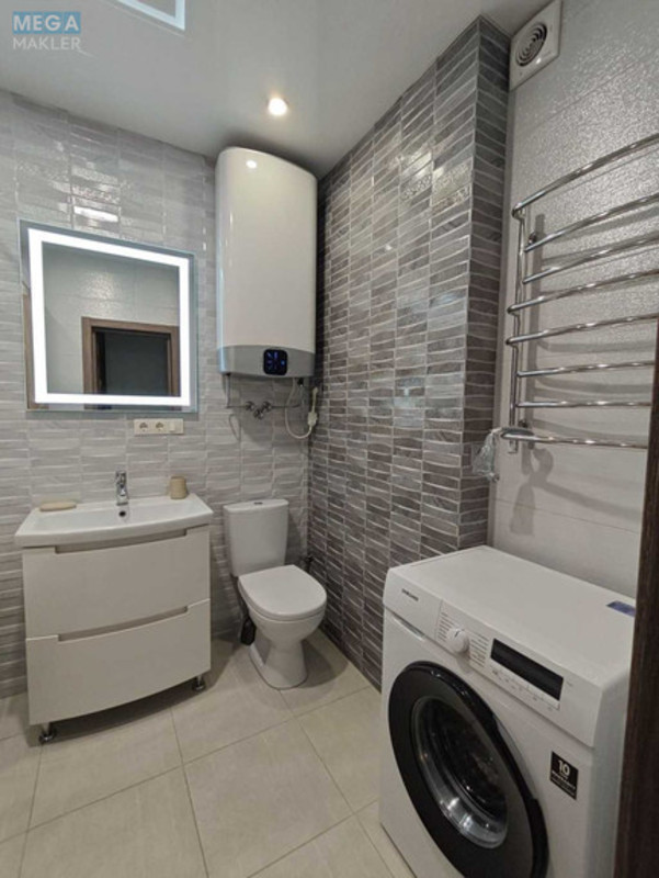 Оренда 3 кімнатної квартири, <a class="location-link" href="/kiev/" title="Недвижимость Київ">Київ</a>, <a class="location-link" href="/kiev/darnickij/" title="Недвижимость Дарницький район">Дарницький р-н</a>, Михайла Драгоманова вул., 4а (изображение 18)