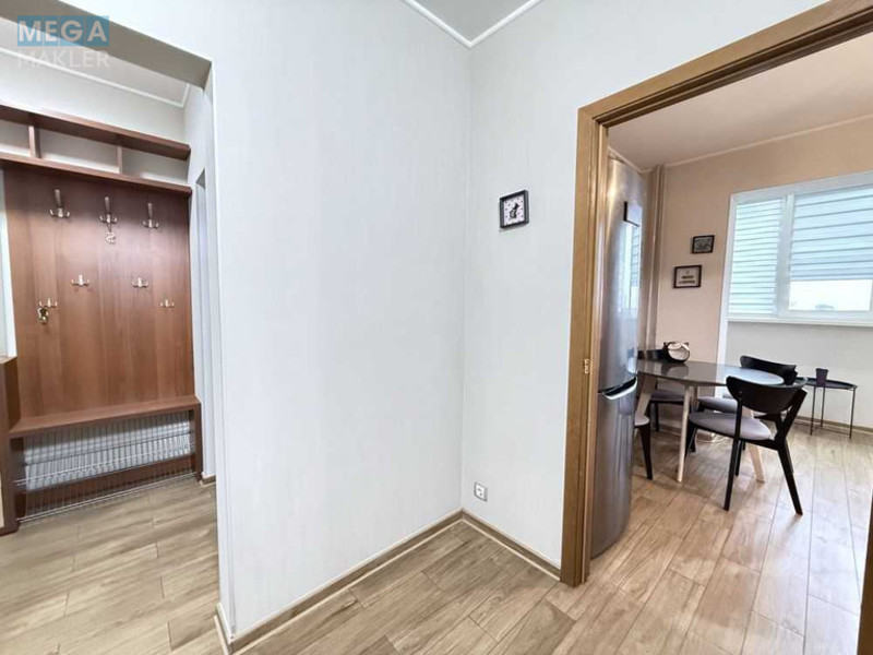 Оренда 1 кімнатної квартири, <a class="location-link" href="/kiev/" title="Недвижимость Київ">Київ</a>, <a class="location-link" href="/kiev/desnyanskij/" title="Недвижимость Деснянський район">Деснянський р-н</a>, Николая Матеюка ул., 5Б (изображение 9)