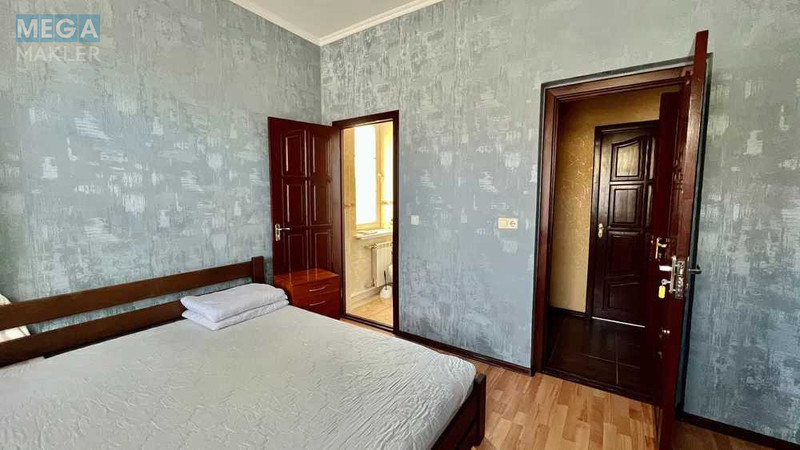 Продаж окремої будівлі/побудови, 617 кв.м, <a class="location-link" href="/kiev/" title="Недвижимость Київ">Київ</a>, <a class="location-link" href="/kiev/goloseevskij/" title="Недвижимость Голосіївський район">Голосіївський р-н</a>, Науки просп., 1 (изображение 4)