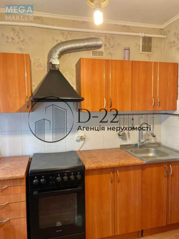 Продаж 2 кімнатної квартири (46/31/7), 1 пов. 5 пов. будинку, <a class="location-link" href="/kiev/" title="Недвижимость Київ">Київ</a>, <a class="location-link" href="/kiev/solomenskij/" title="Недвижимость Солом'янський район">Солом'янський р-н</a>, Михайла Донця вул., 13 (изображение 2)