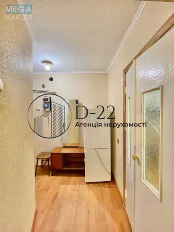 Продаж 2 кімнатної квартири (46/31/7), 1 пов. 5 пов. будинку, <a class="location-link" href="/kiev/" title="Недвижимость Київ">Київ</a>, <a class="location-link" href="/kiev/solomenskij/" title="Недвижимость Солом'янський район">Солом'янський р-н</a>, Михайла Донця вул., 13 (изображение 9)
