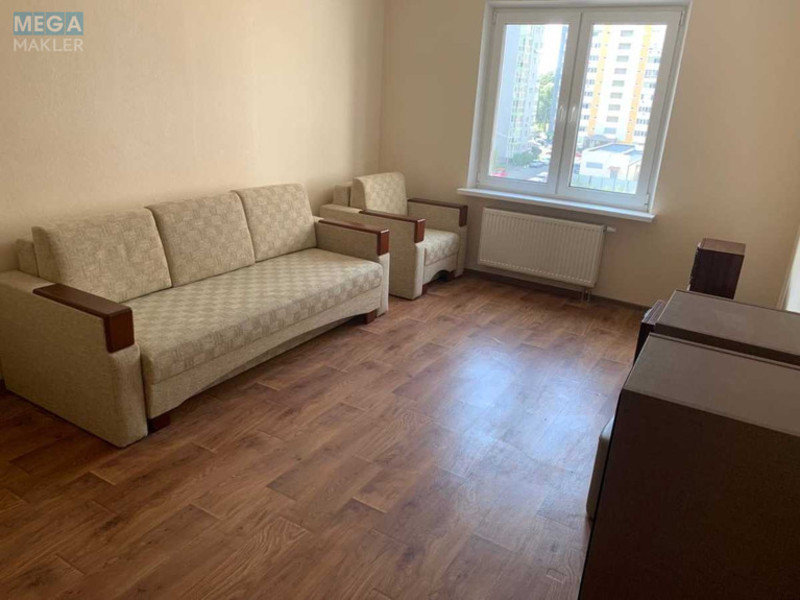 Оренда 3 кімнатної квартири, <a class="location-link" href="/kiev/" title="Недвижимость Київ">Київ</a>, <a class="location-link" href="/kiev/darnickij/" title="Недвижимость Дарницький район">Дарницький р-н</a>, Николая Хвылевого ул., 1 (изображение 6)