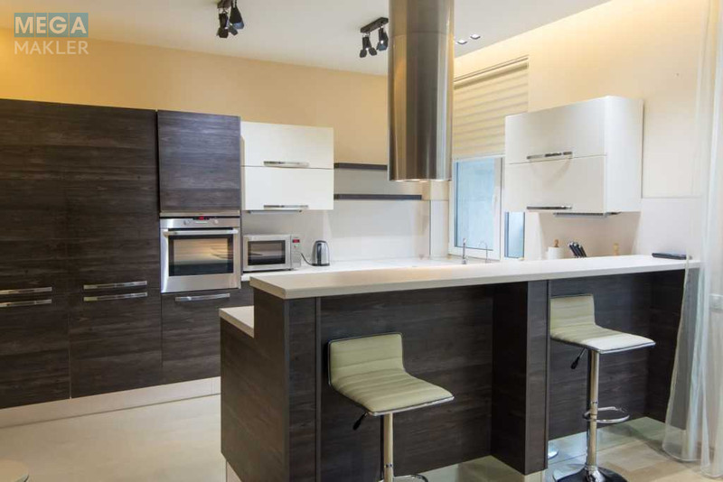 Продаж 3 кімнатної квартири (150/?/25), 24 пов. 25 пов. будинку, <a class="location-link" href="/kiev/" title="Недвижимость Київ">Київ</a>, <a class="location-link" href="/kiev/pecherskij/" title="Недвижимость Печерський район">Печерський р-н</a>, Евгения Коновальца ул., 44а (изображение 3)