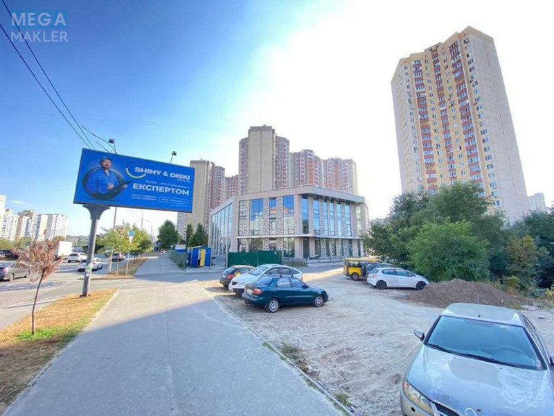 Оренда окремої будівлі/побудови, 2 336 кв.м, <a class="location-link" href="/kiev/" title="Недвижимость Київ">Київ</a>, <a class="location-link" href="/kiev/darnickij/" title="Недвижимость Дарницький район">Дарницький р-н</a>, Петра Григоренка просп., 10 (изображение 7)
