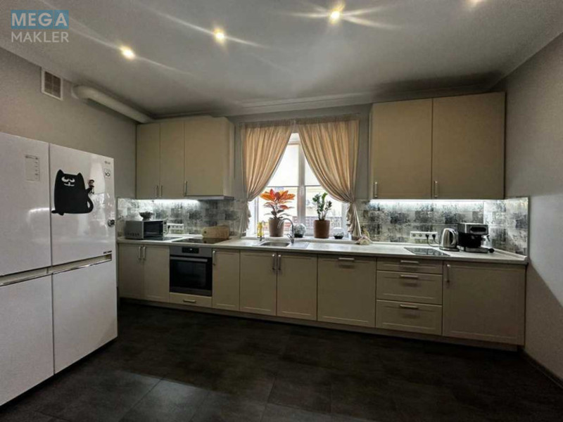 Продаж дома, 3 поверху, 175 кв.м, 5 кімнат, ділянка 4 сотки, <a class="location-link" href="/petropavlovskaya-borshagovka/" title="Недвижимость Петропавлівська Борщагівка">Петропавлівська Борщагівка</a>, Шевченко (изображение 5)