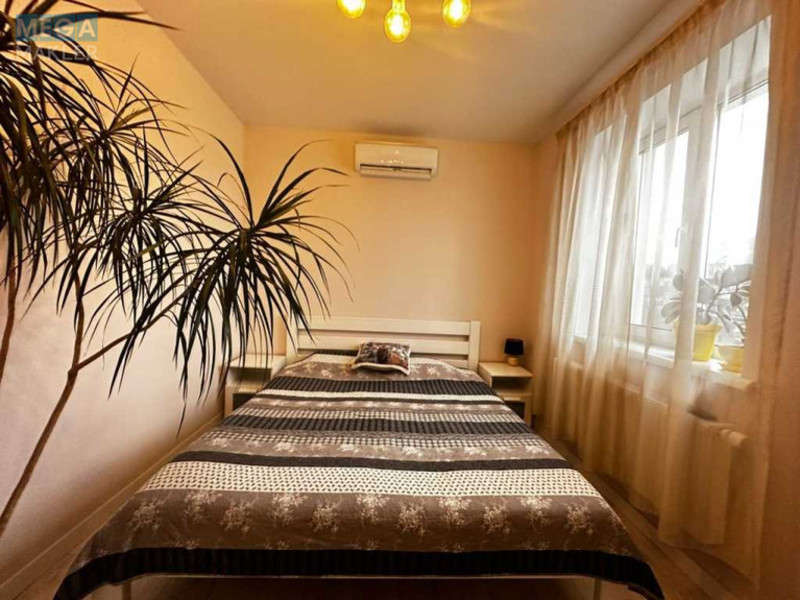 Продаж дома, 3 поверху, 175 кв.м, 5 кімнат, ділянка 4 сотки, <a class="location-link" href="/petropavlovskaya-borshagovka/" title="Недвижимость Петропавлівська Борщагівка">Петропавлівська Борщагівка</a>, Шевченко (изображение 11)