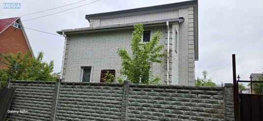 Продаж дома, 2&nbsp;поверху, 190&nbsp;кв.м, 5&nbsp;кімнат, ділянка 10&nbsp;соток, <a class="location-link" href="/kiev/" title="Недвижимость Київ">Київ</a>, <a class="location-link" href="/kiev/darnickij/" title="Недвижимость Дарницький район">Дарницький р-н</a>, Гоголя вул. (изображение 4)