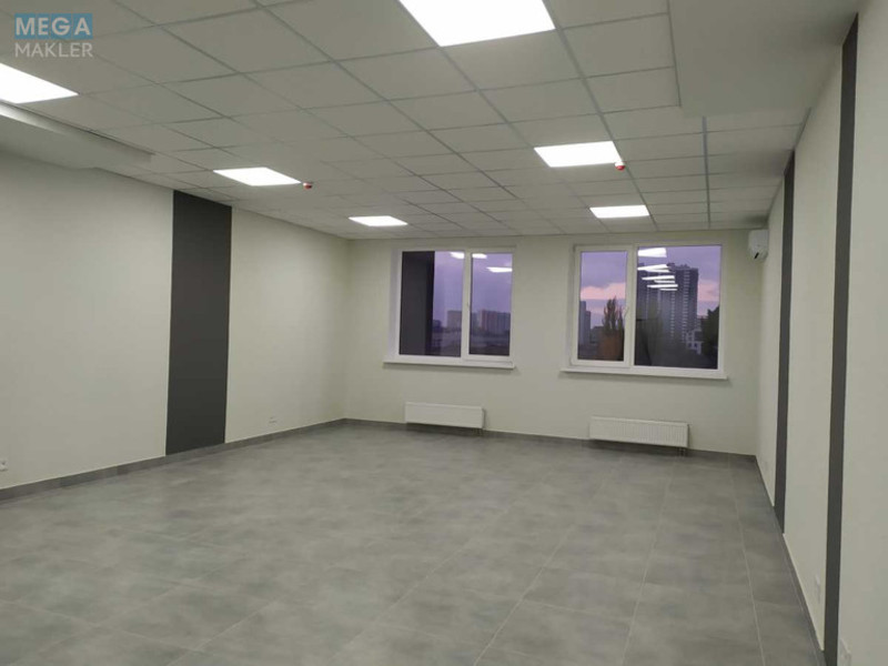 Оренда комерційної нерухомості, 58,10 кв.м, под офис, <a class="location-link" href="/kiev/" title="Недвижимость Київ">Київ</a>, <a class="location-link" href="/kiev/dneprovskij/" title="Недвижимость Дніпровський район">Дніпровський р-н</a>, Уинстона Черчилля ул., 1 (изображение 4)