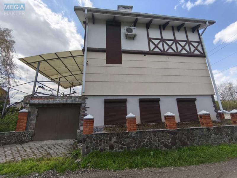 Продаж дома, 2 поверху, 100 кв.м, 3 кімнати, ділянка 6 соток, <a class="location-link" href="/novomoskovsk/" title="Недвижимость Новомосковськ">Новомосковськ</a>, Набережна (изображение 2)