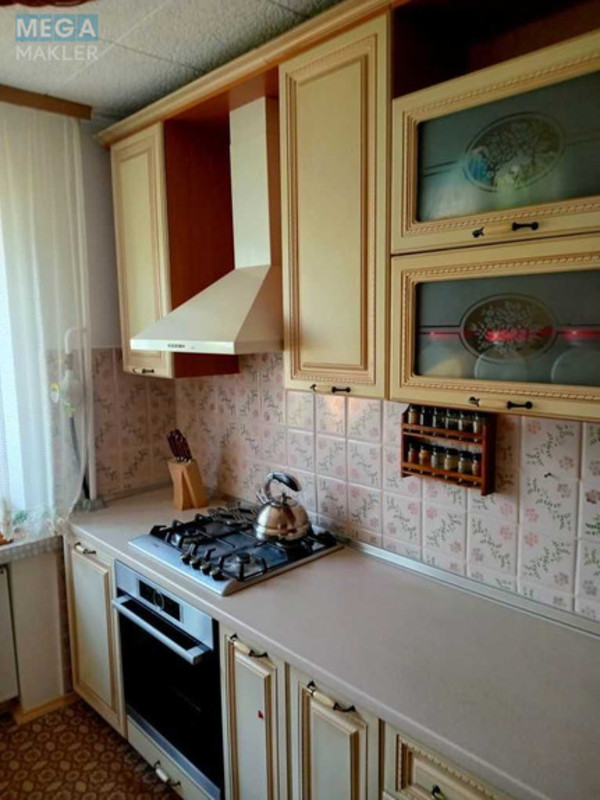 Оренда 2 кімнатної квартири, <a class="location-link" href="/kiev/" title="Недвижимость Київ">Київ</a>, <a class="location-link" href="/kiev/pecherskij/" title="Недвижимость Печерський район">Печерський р-н</a>, Лабораторний пров., 26а (изображение 8)