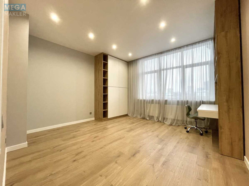 Оренда 3 кімнатної квартири, <a class="location-link" href="/kiev/" title="Недвижимость Київ">Київ</a>, <a class="location-link" href="/kiev/podolskij/" title="Недвижимость Подільський район">Подільський р-н</a>, Глибочицька вул., 32Б (изображение 9)