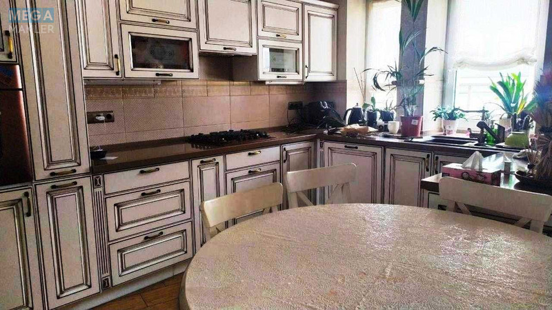 Оренда 3 кімнатної квартири, <a class="location-link" href="/kiev/" title="Недвижимость Київ">Київ</a>, <a class="location-link" href="/kiev/podolskij/" title="Недвижимость Подільський район">Подільський р-н</a>, Хорива вул., 22/28 (изображение 4)