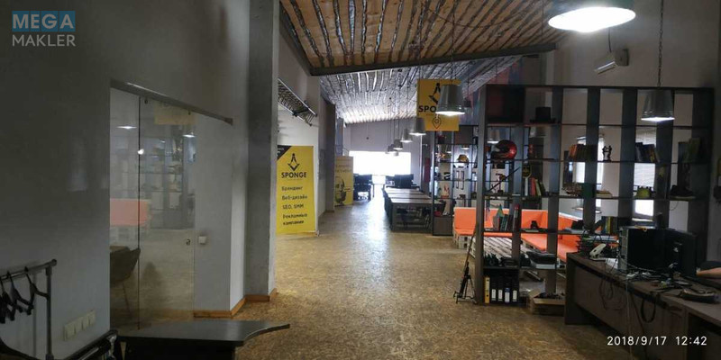 Оренда комерційної нерухомості, 330 кв.м, под офис, <a class="location-link" href="/odessa/" title="Недвижимость Одеса">Одеса</a>, <a class="location-link" href="/odessa/suvorovskij/" title="Недвижимость Суворовський район">Суворовський р-н</a>, Отамана Головатого, 92 (изображение 8)