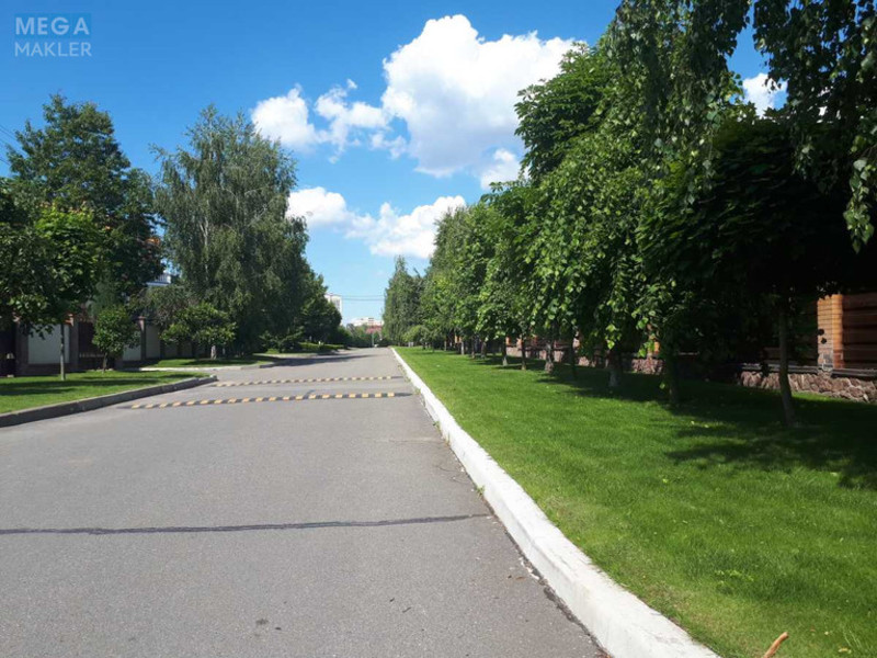 Продаж дома, 2 поверху, 300 кв.м, 5 кімнат, ділянка 10 соток, <a class="location-link" href="/chajki-selo-kv/" title="Недвижимость Чайки">Чайки</a>, улица Леонтовича, 22 (изображение 15)