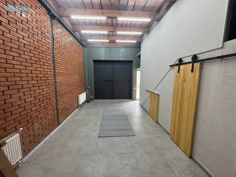 Продаж комерційної нерухомості, 120 кв.м, <a class="location-link" href="/kiev/" title="Недвижимость Київ">Київ</a>, <a class="location-link" href="/kiev/podolskij/" title="Недвижимость Подільський район">Подільський р-н</a>, Тираспольская ул., 12-14 (изображение 6)