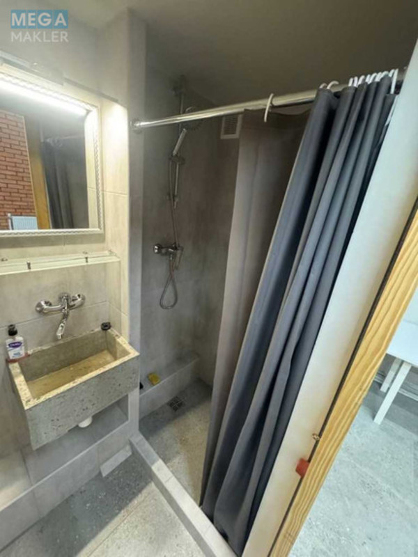 Продаж комерційної нерухомості, 120 кв.м, <a class="location-link" href="/kiev/" title="Недвижимость Київ">Київ</a>, <a class="location-link" href="/kiev/podolskij/" title="Недвижимость Подільський район">Подільський р-н</a>, Тираспольская ул., 12-14 (изображение 9)