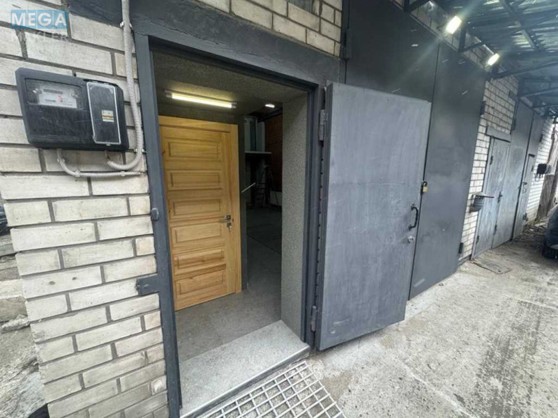 Продаж комерційної нерухомості, 120 кв.м, <a class="location-link" href="/kiev/" title="Недвижимость Київ">Київ</a>, <a class="location-link" href="/kiev/podolskij/" title="Недвижимость Подільський район">Подільський р-н</a>, Тираспольская ул., 12-14 (изображение 24)