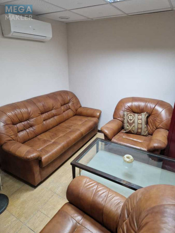 Продаж окремої будівлі/побудови, 182 кв.м, <a class="location-link" href="/kiev/" title="Недвижимость Київ">Київ</a>, <a class="location-link" href="/kiev/podolskij/" title="Недвижимость Подільський район">Подільський р-н</a>, Осиповського вул., 9 (изображение 3)