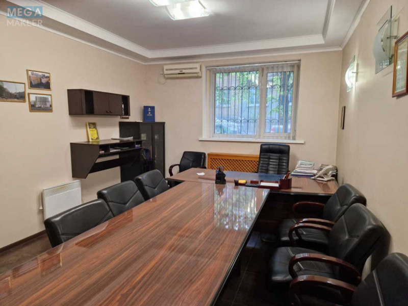 Продаж окремої будівлі/побудови, 182 кв.м, <a class="location-link" href="/kiev/" title="Недвижимость Київ">Київ</a>, <a class="location-link" href="/kiev/podolskij/" title="Недвижимость Подільський район">Подільський р-н</a>, Осиповського вул., 9 (изображение 4)