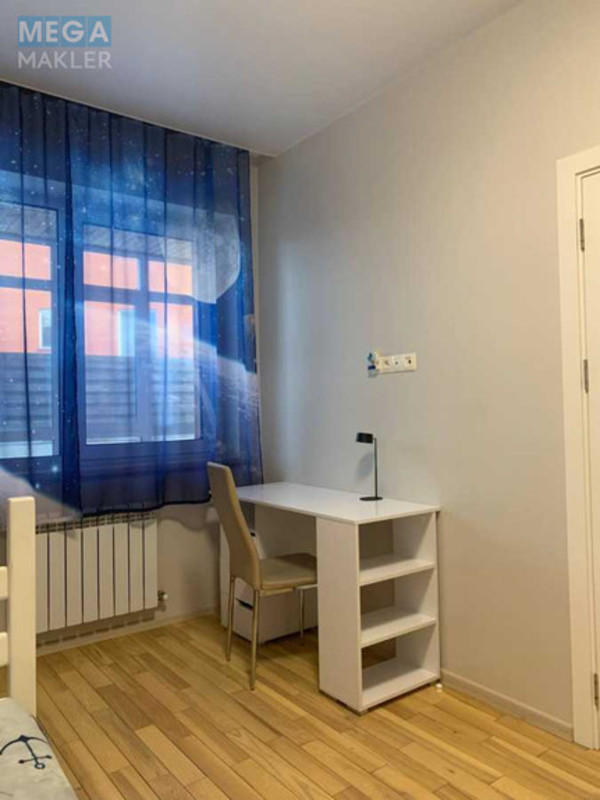 Продаж 3 кімнатної квартири (68/39/10), 1 пов. 4 пов. будинку, <a class="location-link" href="/gatnoe/" title="Недвижимость Гатне">Гатне</a>, Дорошенка, 5 (изображение 7)