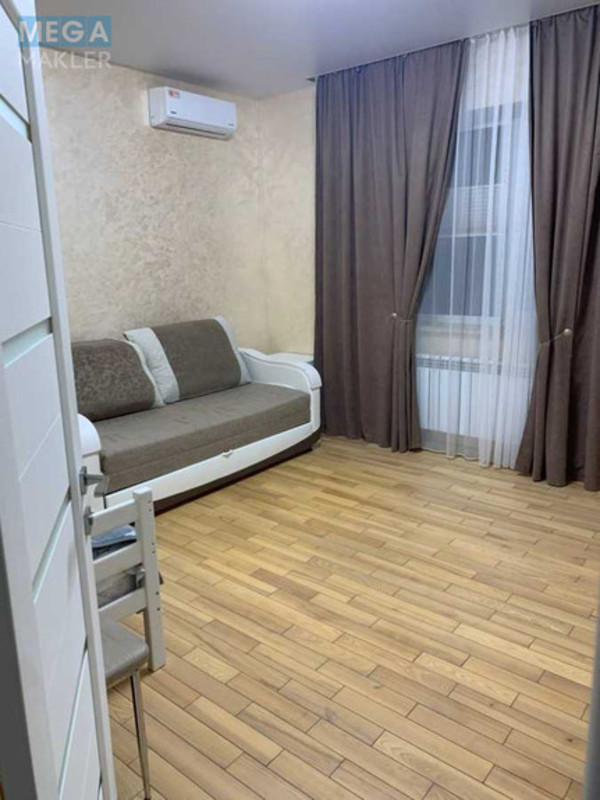 Продаж 3 кімнатної квартири (68/39/10), 1 пов. 4 пов. будинку, <a class="location-link" href="/gatnoe/" title="Недвижимость Гатне">Гатне</a>, Дорошенка, 5 (изображение 9)