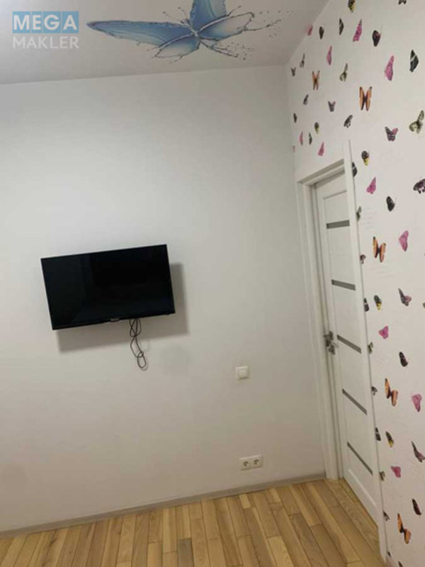 Продаж 3 кімнатної квартири (68/39/10), 1 пов. 4 пов. будинку, <a class="location-link" href="/gatnoe/" title="Недвижимость Гатне">Гатне</a>, Дорошенка, 5 (изображение 13)