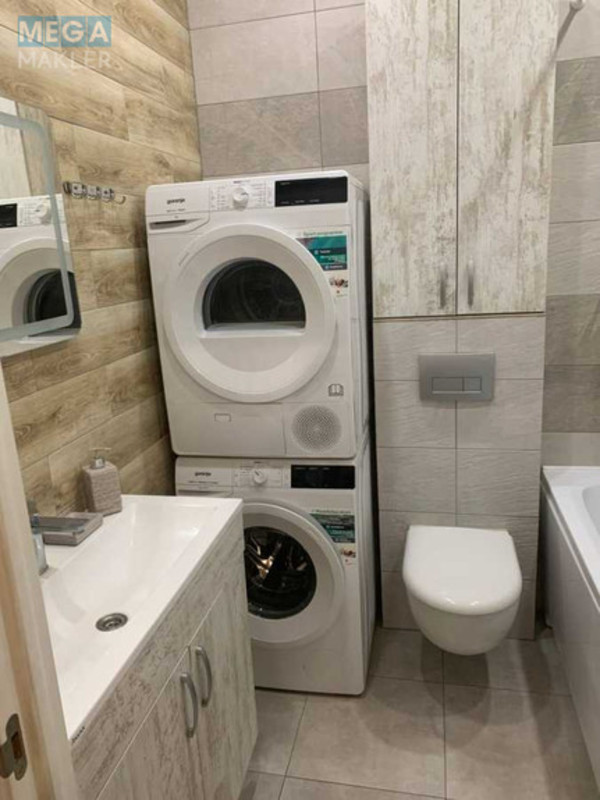 Продаж 3 кімнатної квартири (68/39/10), 1 пов. 4 пов. будинку, <a class="location-link" href="/gatnoe/" title="Недвижимость Гатне">Гатне</a>, Дорошенка, 5 (изображение 17)