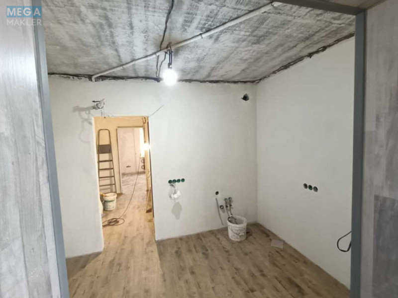 Продаж 4 кімнатної квартири (101/65/8), 12 пов. 15 пов. будинку, <a class="location-link" href="/kiev/" title="Недвижимость Київ">Київ</a>, <a class="location-link" href="/kiev/desnyanskij/" title="Недвижимость Деснянський район">Деснянський р-н</a>, Оноре Де Бальзака ул., 57 (изображение 5)