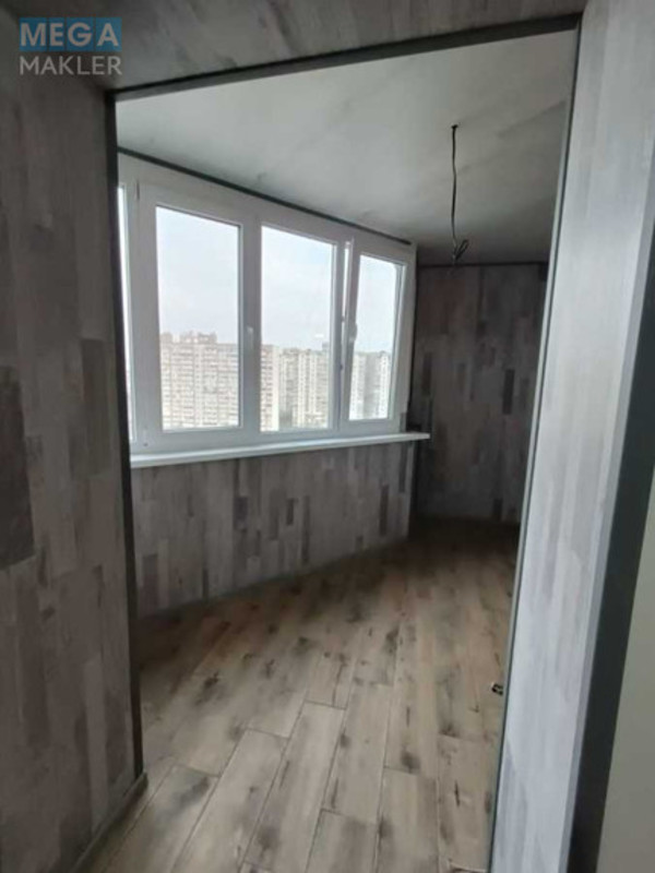 Продаж 4 кімнатної квартири (101/65/8), 12 пов. 15 пов. будинку, <a class="location-link" href="/kiev/" title="Недвижимость Київ">Київ</a>, <a class="location-link" href="/kiev/desnyanskij/" title="Недвижимость Деснянський район">Деснянський р-н</a>, Оноре Де Бальзака ул., 57 (изображение 14)
