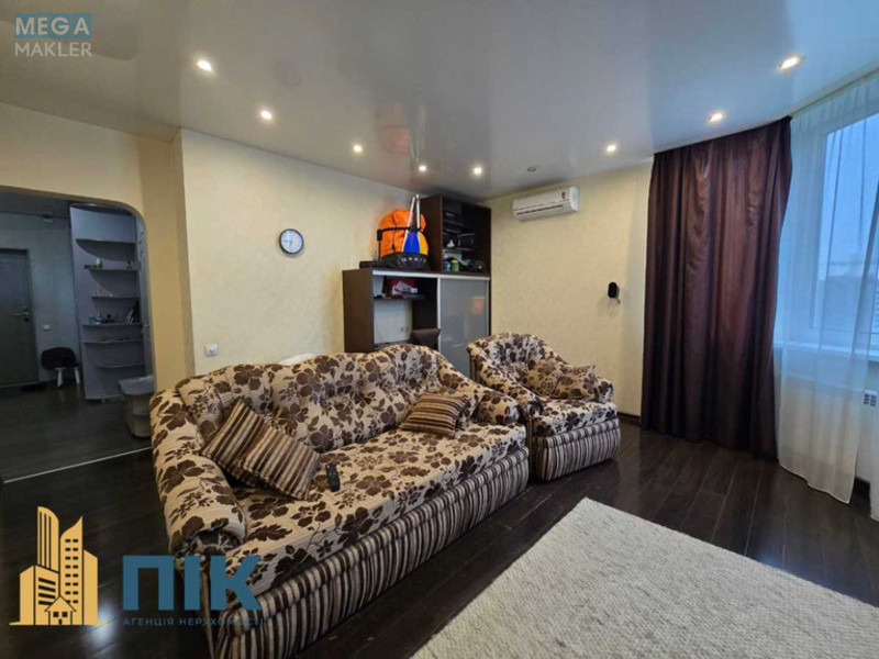 Продаж 2 кімнатної квартири (67/37/12), 15 пов. 17 пов. будинку, <a class="location-link" href="/kiev/" title="Недвижимость Київ">Київ</a>, <a class="location-link" href="/kiev/goloseevskij/" title="Недвижимость Голосіївський район">Голосіївський р-н</a>, Василия Касияна ул., 2/1 (изображение 3)