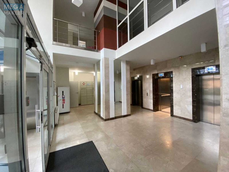 Продаж комерційної нерухомості, 74 кв.м, под офис, <a class="location-link" href="/kiev/" title="Недвижимость Київ">Київ</a>, <a class="location-link" href="/kiev/solomenskij/" title="Недвижимость Солом'янський район">Солом'янський р-н</a>, Митрополита Василя Липківського вул., 33а (изображение 2)