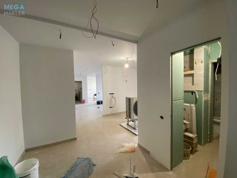 Продаж комерційної нерухомості, 74 кв.м, под офис, <a class="location-link" href="/kiev/" title="Недвижимость Київ">Київ</a>, <a class="location-link" href="/kiev/solomenskij/" title="Недвижимость Солом'янський район">Солом'янський р-н</a>, Митрополита Василя Липківського вул., 33а (изображение 5)