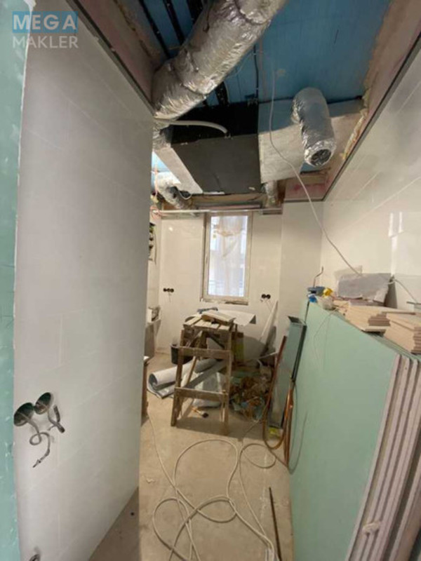 Продаж комерційної нерухомості, 74 кв.м, под офис, <a class="location-link" href="/kiev/" title="Недвижимость Київ">Київ</a>, <a class="location-link" href="/kiev/solomenskij/" title="Недвижимость Солом'янський район">Солом'янський р-н</a>, Митрополита Василя Липківського вул., 33а (изображение 12)